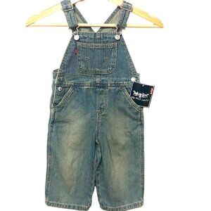 NWT Infant Levi's Overalls Size 18 Months Medium Wash Mfg Fading NEW